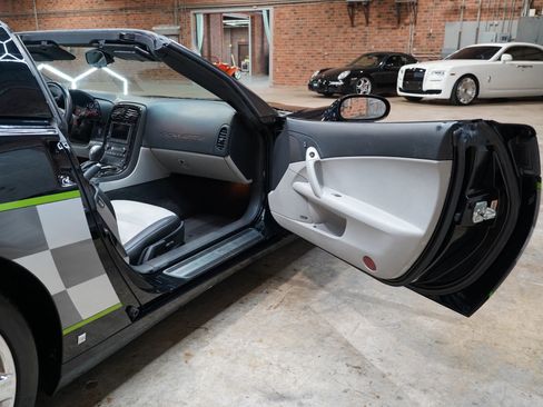Used 2008 Chevrolet Corvette Coupe w/ Preferred Equipment Group image 44