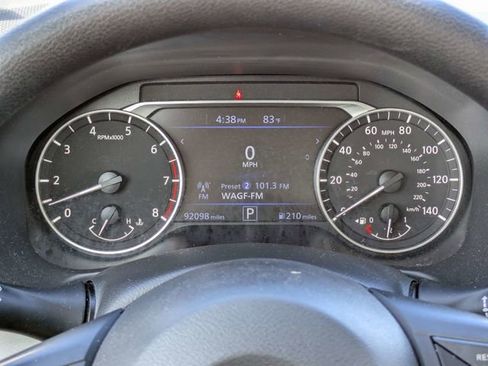Used 2022 Nissan Altima 2.5 SV FWD image 24