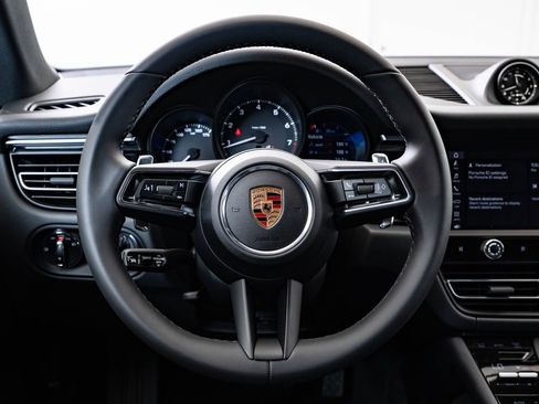 New 2026 Porsche Macan AWD/4WD image 40