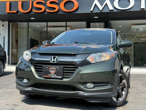 Used 2018 Honda HR-V EX image 1
