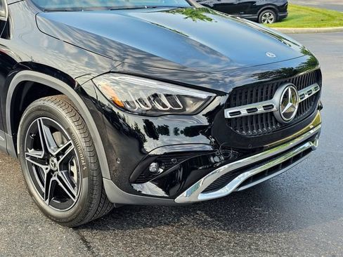 New 2026 Mercedes-Benz GLB 250 4MATIC image 2