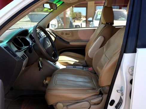 Used 2005 Toyota Highlander 4WD V6 image 17