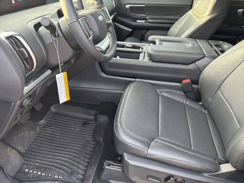 New 2026 Ford Expedition Max Platinum w/ Stealth Appearance Package image 9