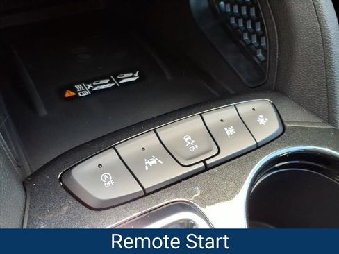New 2026 Chevrolet TrailBlazer LT w/ Convenience Package FWD image 8