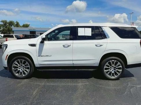 Certified 2025 GMC Yukon Denali AWD/4WD image 5