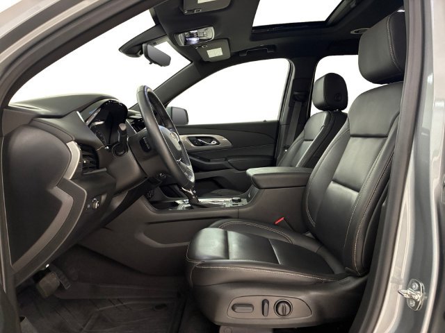 Certified 2023 Chevrolet Traverse LT w/ LT Premium Package AWD/4WD image 12