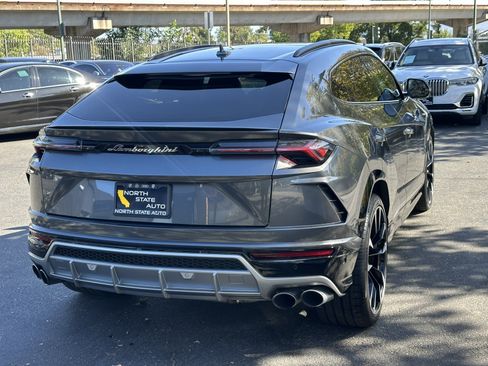 Used 2020 Lamborghini Urus AWD/4WD image 9