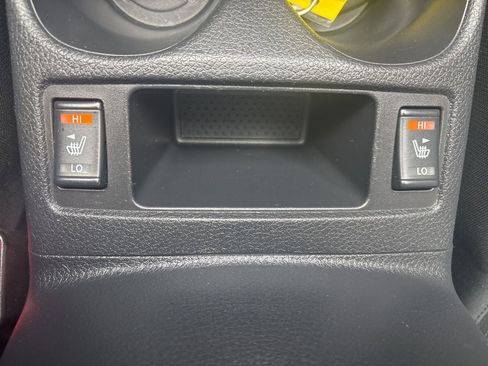 Used 2017 Nissan Rogue SL FWD image 24