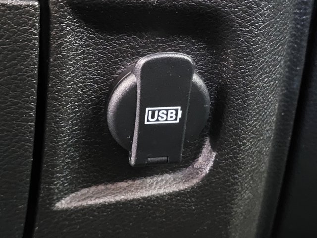Used 2024 RAM 1500 Warlock RWD image 13
