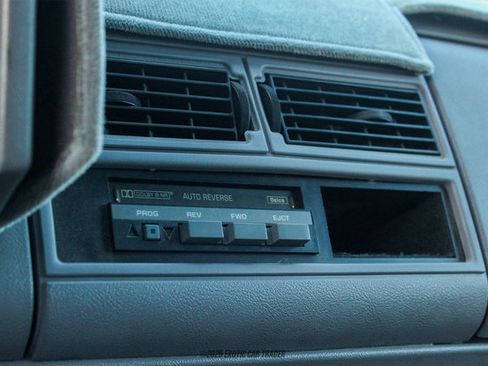 Used 1993 Chevrolet Blazer 4WD image 36