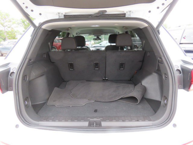 Used 2024 Chevrolet Equinox LT FWD image 11