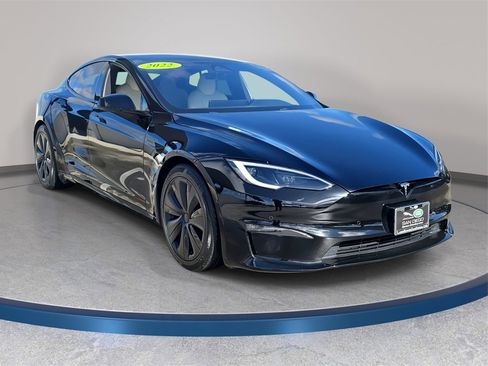 Used 2022 Tesla Model S image 4