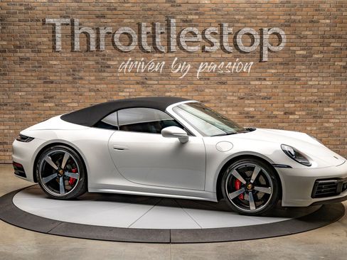 Used 2024 Porsche 911 Cabriolet image 5