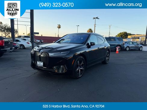 Used 2024 BMW iX xDrive50 w/ Premium Package AWD/4WD image 1