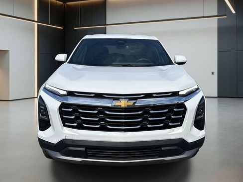 Used 2025 Chevrolet Equinox LT FWD image 9
