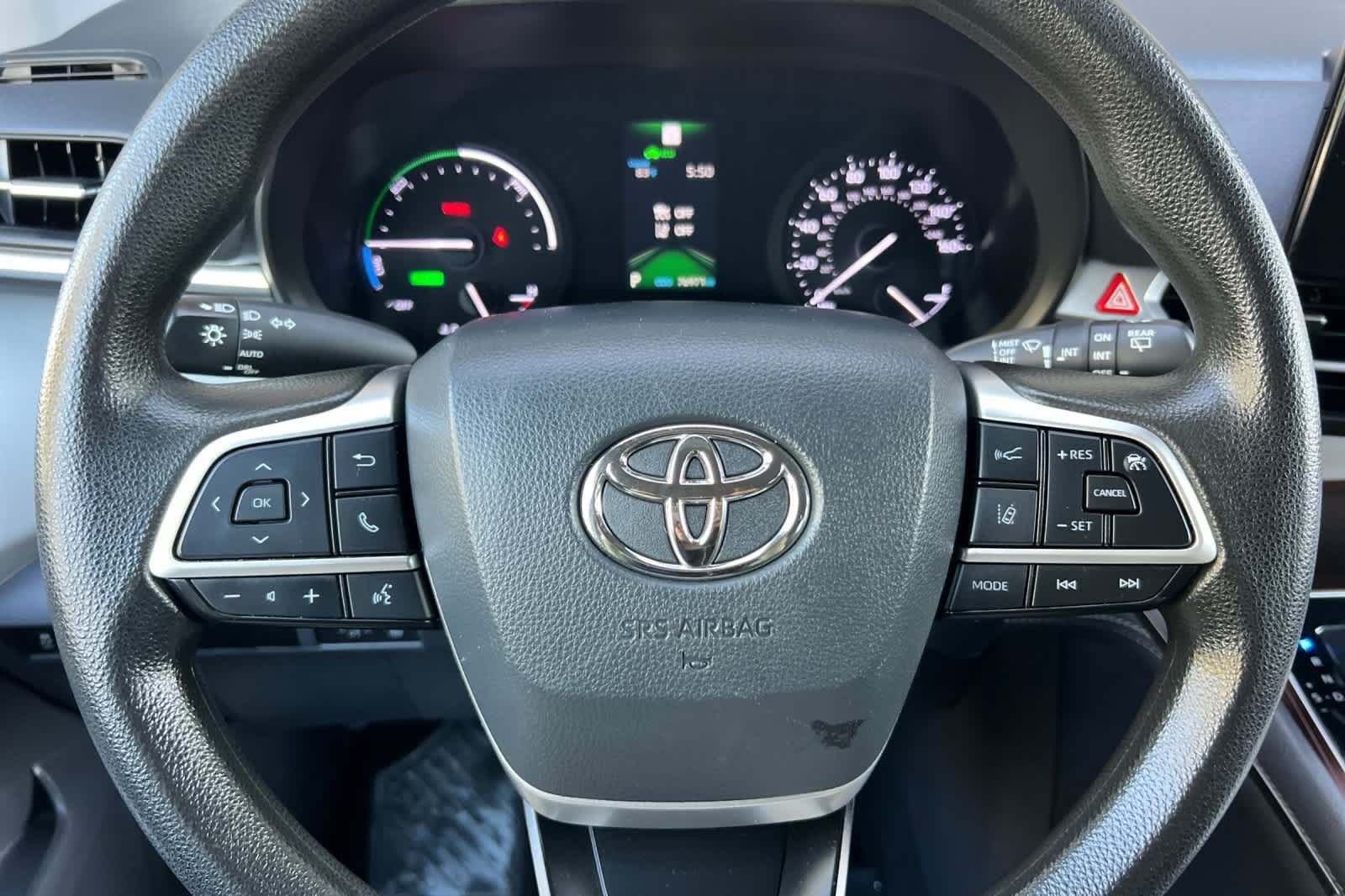 Certified 2021 Toyota Sienna LE FWD image 26