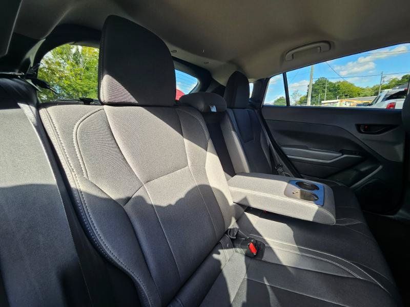 Used 2025 Subaru Crosstrek 2.5i Premium AWD/4WD image 77