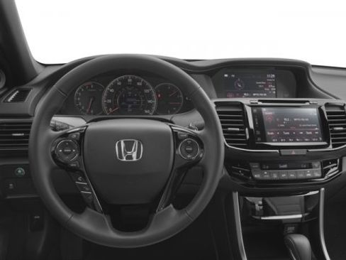 Used 2017 Honda Accord EX-L image 7