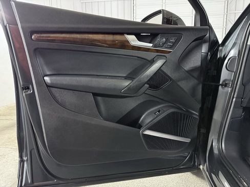 Used 2018 Audi Q5 2.0T Premium Plus w/ Premium Plus Package image 20