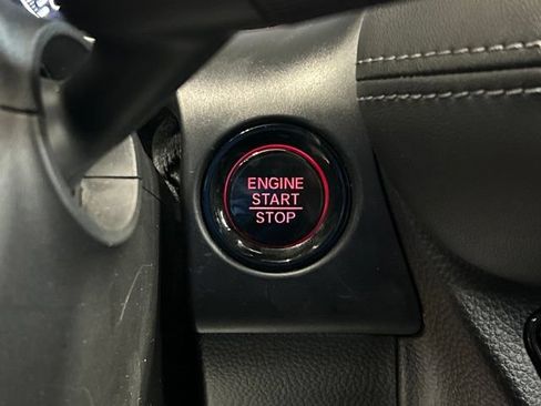 Certified 2024 Honda HR-V EX-L image 30