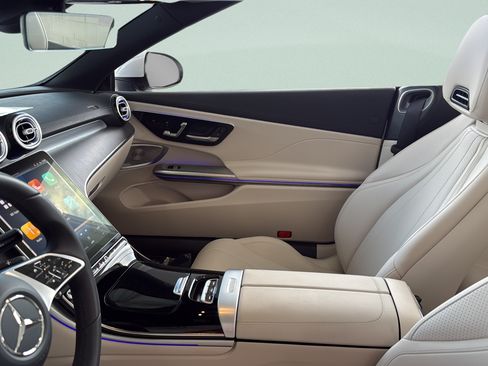 Certified 2026 Mercedes-Benz CLE 300 4MATIC Cabriolet image 17