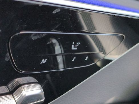 Used 2025 Mercedes-Benz GLC 43 AMG 4MATIC image 24