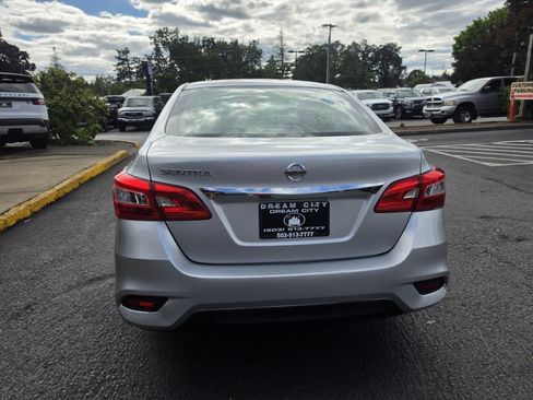 Used 2016 Nissan Sentra S FWD image 8