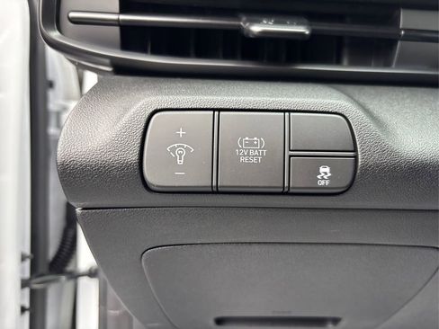 New 2026 Hyundai Elantra Sport FWD image 38