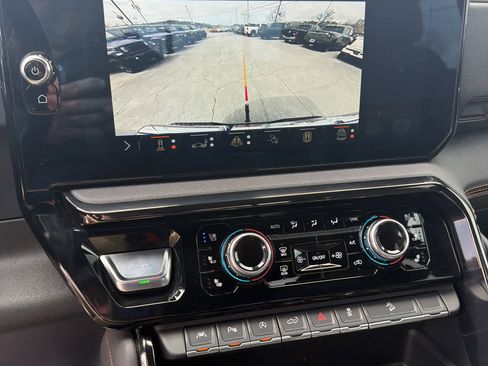 Used 2024 GMC Sierra 1500 AT4 w/ Technology Package image 14