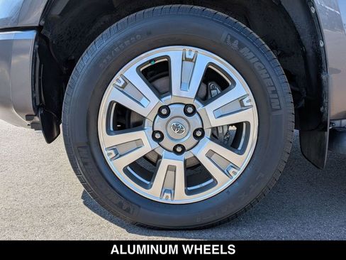 Used 2017 Toyota Tundra Platinum AWD/4WD image 10