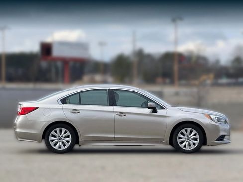 Used 2016 Subaru Legacy 2.5i Premium image 7