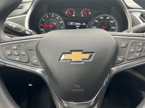 Used 2023 Chevrolet Malibu LT image 29