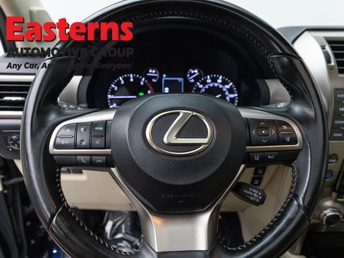 Used 2021 Lexus GX 460 w/ Accessory Package AWD/4WD image 10
