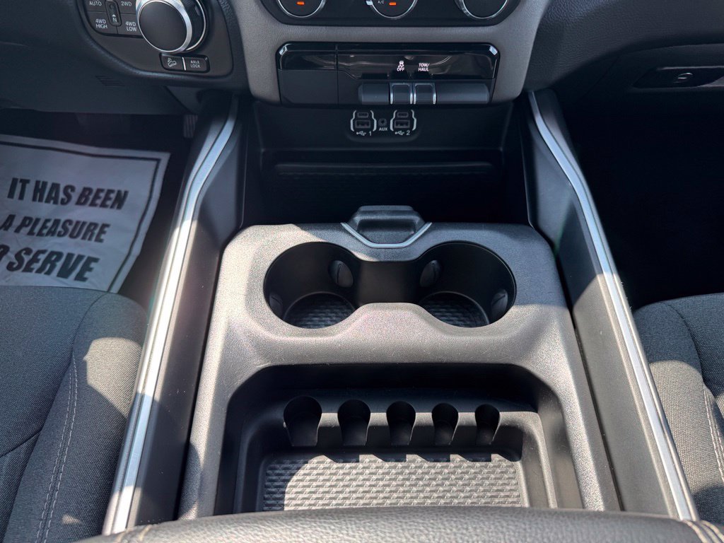 Used 2022 RAM 1500 Big Horn AWD/4WD image 25