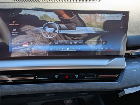 New 2026 BMW 530i w/ M Sport Package image 25