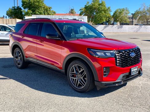 New 2026 Ford Explorer ST w/ Sun And Sound Package image 2