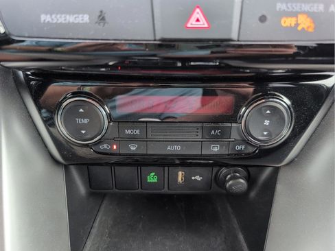 Used 2024 Mitsubishi Eclipse Cross ES image 23