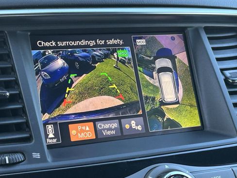 Certified 2020 Nissan Armada Platinum w/ Platinum Reserve Package image 30