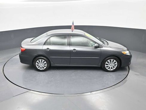Used 2013 Toyota Corolla LE FWD image 31