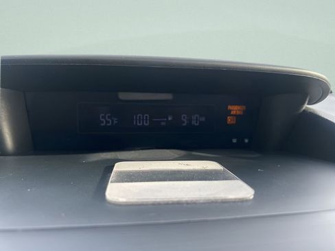 Used 2014 Subaru Impreza 2.0i Premium w/ All-Weather Package w/CVT image 25