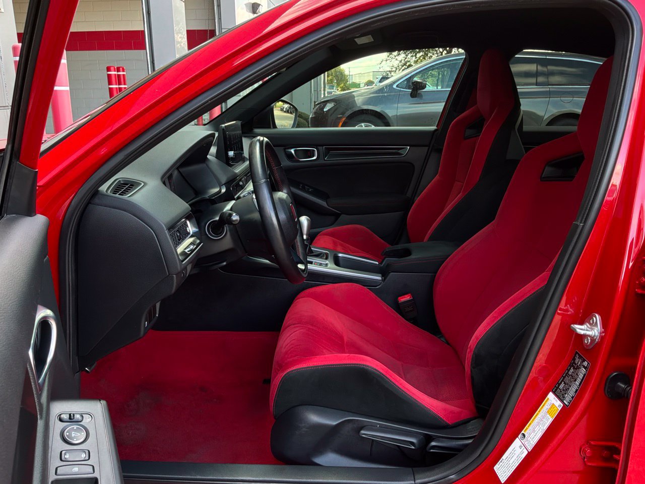 Used 2024 Honda Civic Type R image 11