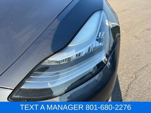 Used 2020 Tesla Model 3 Standard Range RWD image 12