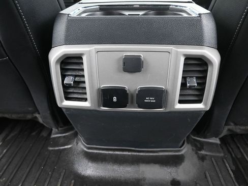 Certified 2022 Ford F250 Lariat w/ Tremor Off-Road Package image 14