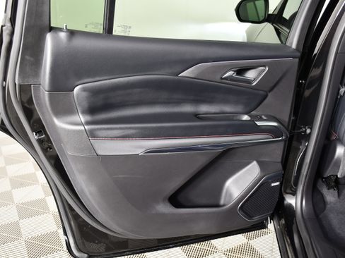 Used 2026 Chevrolet Traverse RS image 28