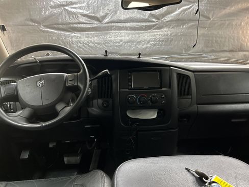 Used 2004 Dodge Ram 2500 Truck SLT w/ Sport Appearance Group AWD/4WD image 11