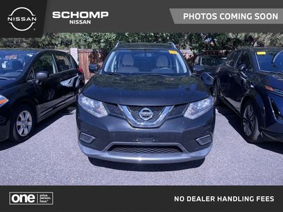Used 2016 Nissan Rogue SV w/ SV Premium Package