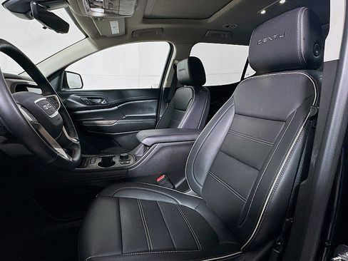 Used 2023 GMC Acadia Denali w/ Denali Ultimate Package image 11