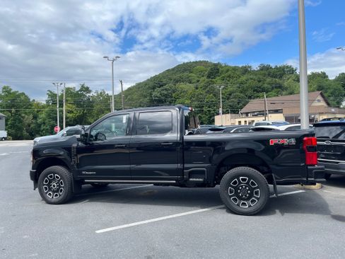 New 2026 Ford F250 Platinum AWD/4WD image 6
