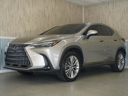 Used 2024 Lexus NX 350h AWD w/ Vision Package image 4
