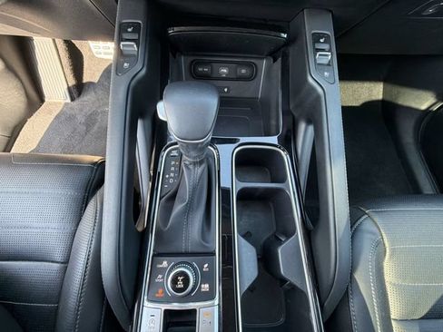 Used 2022 Kia Telluride SX w/ SX Prestige Package AWD/4WD image 36